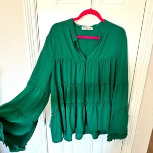 Wide sleeve, dark green blouse-shop impressions boutique